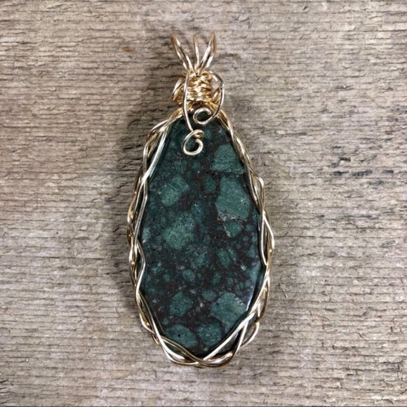 Spotted Green Jasper Statement Necklace Pendant - Picture 1 of 4